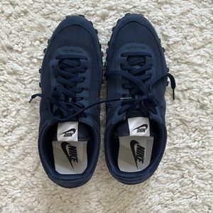 NIKE WAFFLE RACER ´17 PREMIUM, size 9,5, color obsidian